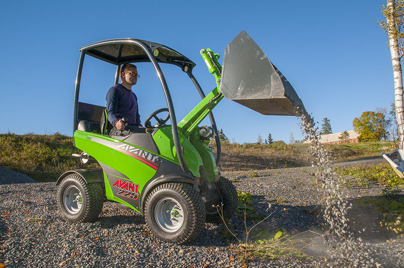 North East Dealer of 200 SERIES Avant Loaders