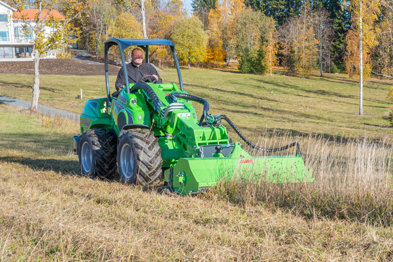 North East Dealer of Avant loader 800 series