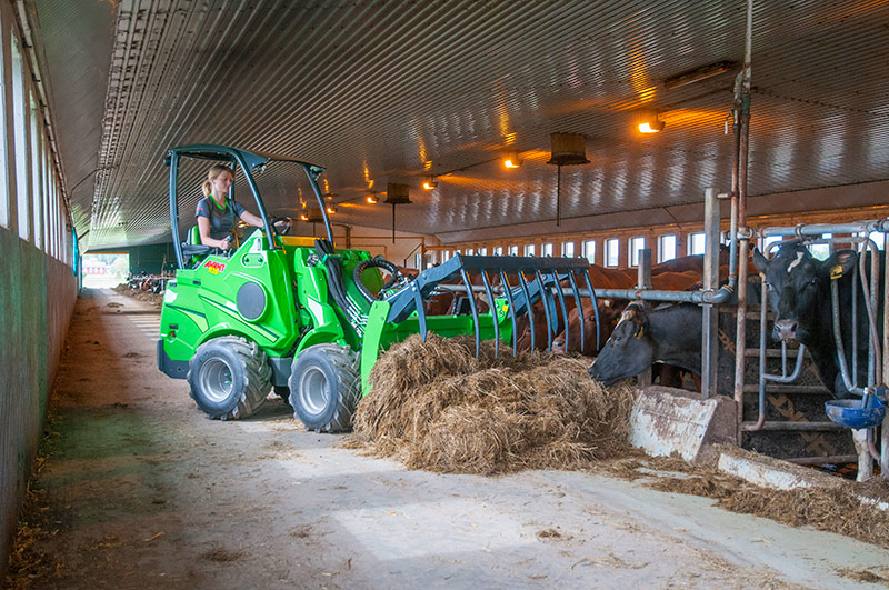 North East Dealer of Avant Loader R Series